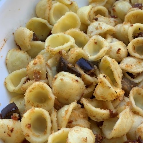 Orecchiette melanzane e pomodori