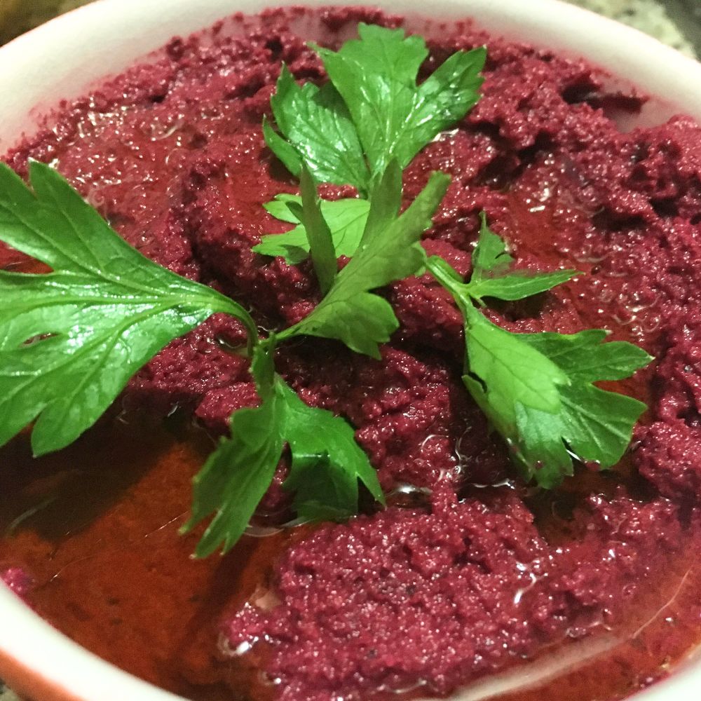 Hummus di barbabietola